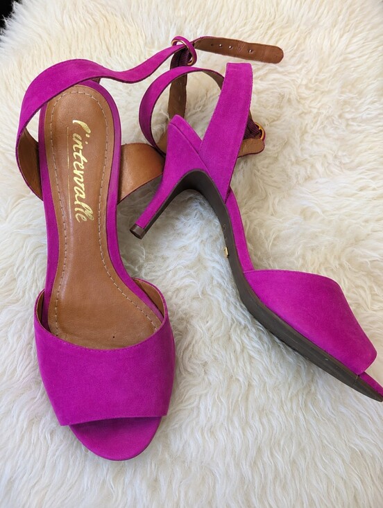 L'INTERVALLE Shoes - Intervalle Fuchsia Suede Ankle Strap Heels – EU 38 / US 7